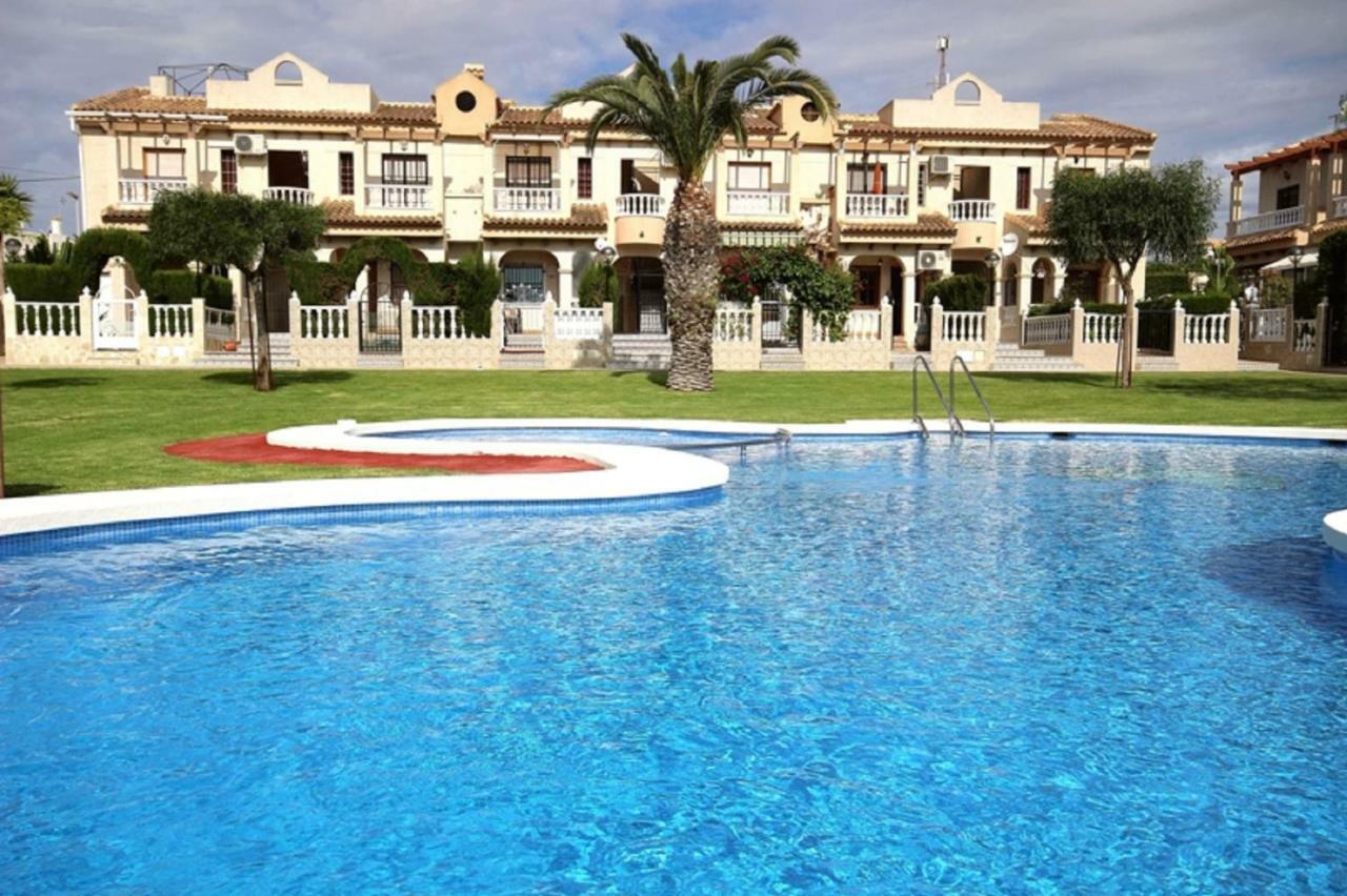 Bungalow Torrevieja Argonautas Exterior photo