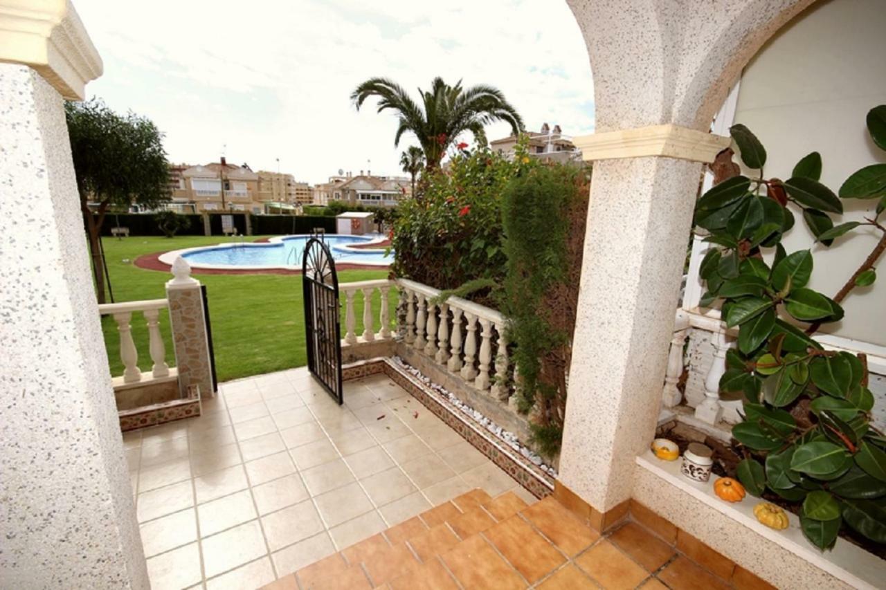 Bungalow Torrevieja Argonautas Exterior photo